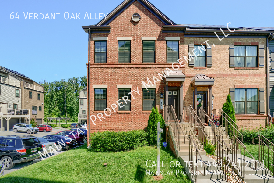 Primary Photo - Extraordinary 4 Bed 3.5 Bath End Unit Town...