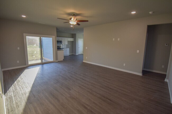 Foto del edificio - Nice  3 bedroom 2 bath home located right ...