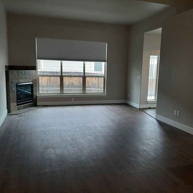 Foto del edificio - 1273 SW Tanner Ct