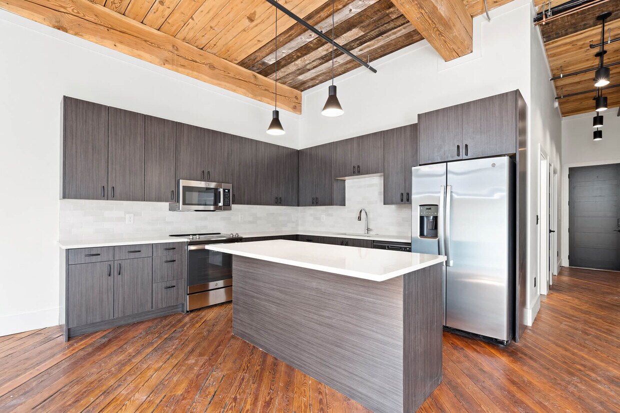 Primary Photo - 201 S Murray Ave