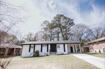 Building Photo - 3047 Horse Shoe Dr
