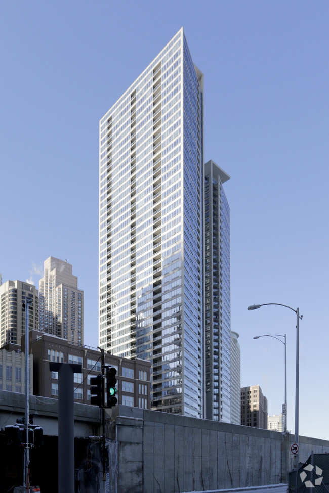 Foto del edificio - 600 N Lake Shore Dr