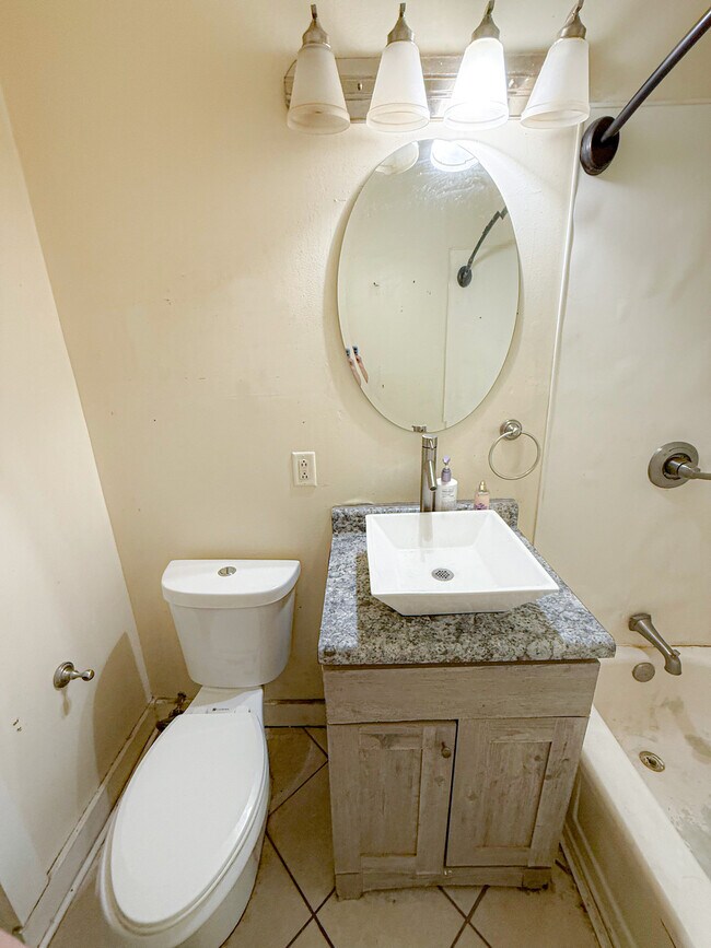 Foto del edificio - 3718 N 2nd Ln