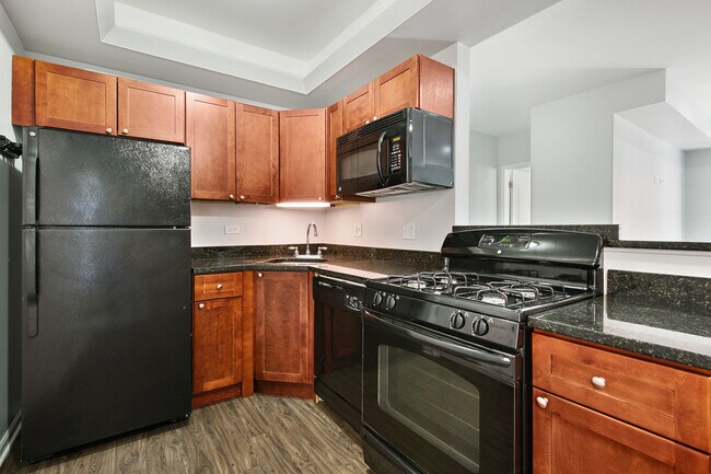 Foto del edificio - 7730 N Ashland Ave
