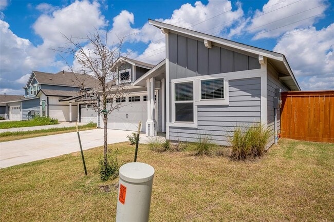Building Photo - 217 Spiny Lizard Ln