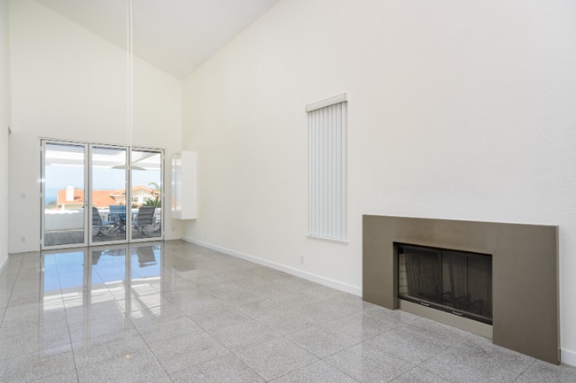 Foto del edificio - 4661 Pannonia Rd