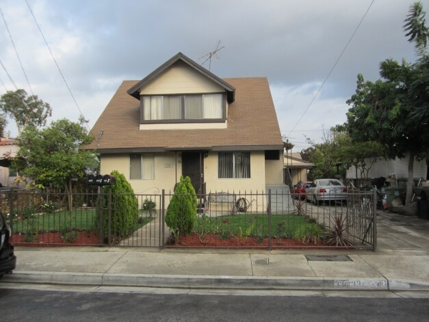 Primary Photo - 334 S McBride Ave