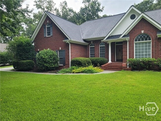 Building Photo - 104 Red Bluff Run