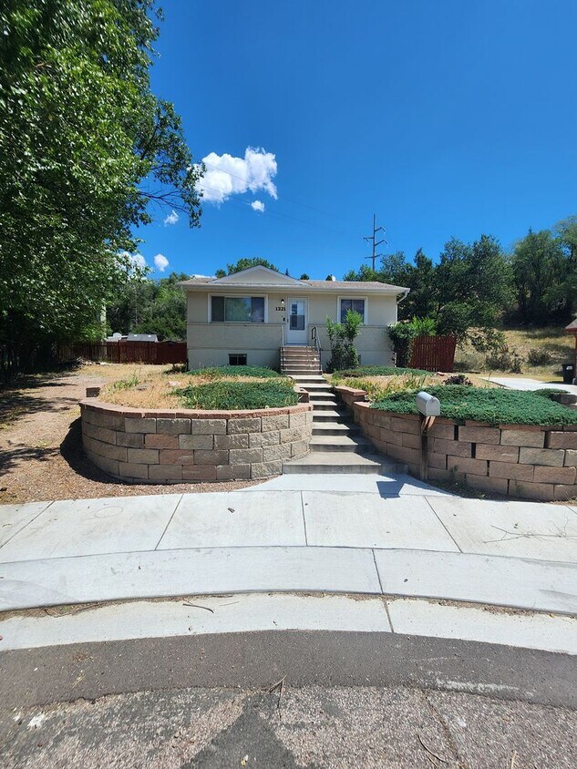 Photo - 1321 N 25th St