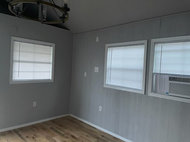 Foto del edificio - Tiny Home available in Longview Available after May 4th