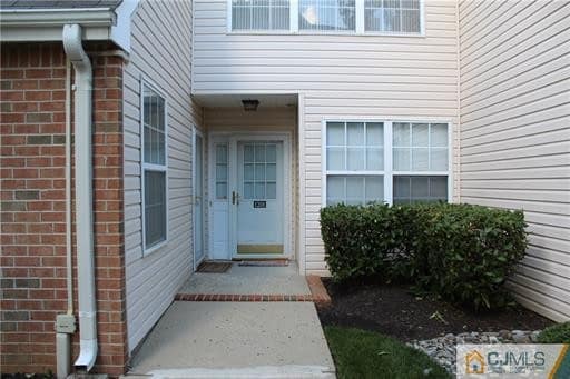 Building Photo - 1201 Plymouth Rd