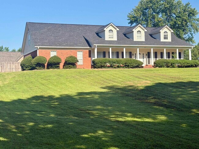 Foto del edificio - 271 Meadowland Dr