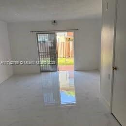 Foto del edificio - 21 SW 109th Ave