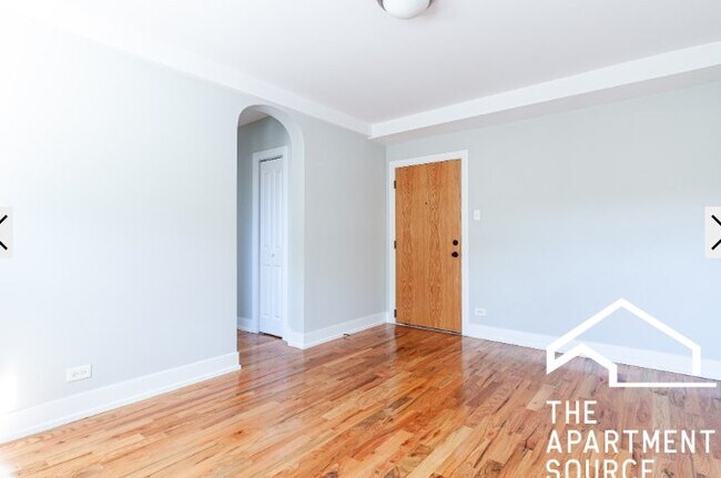 Foto del edificio - 555 W Arlington Pl