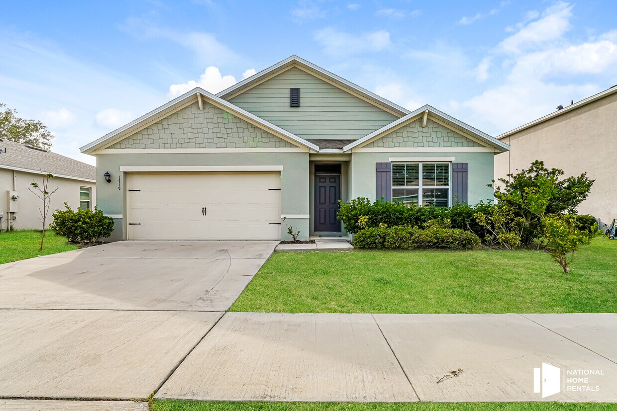 1719 Point O Woods Ct, Mount Dora, FL 32757 House Rental in Mount