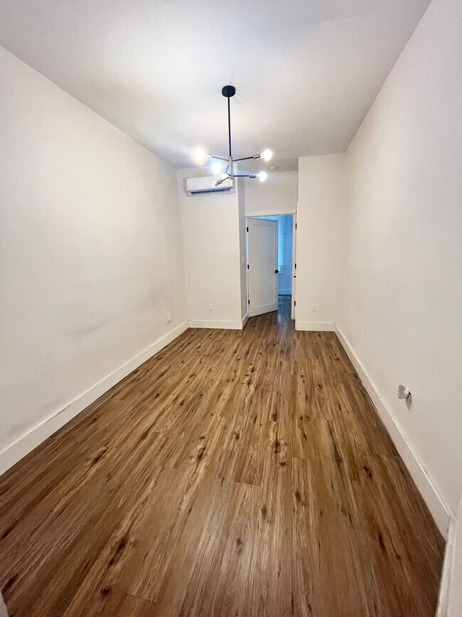 120 Booraem Ave 1R - 118 Booraem Ave
