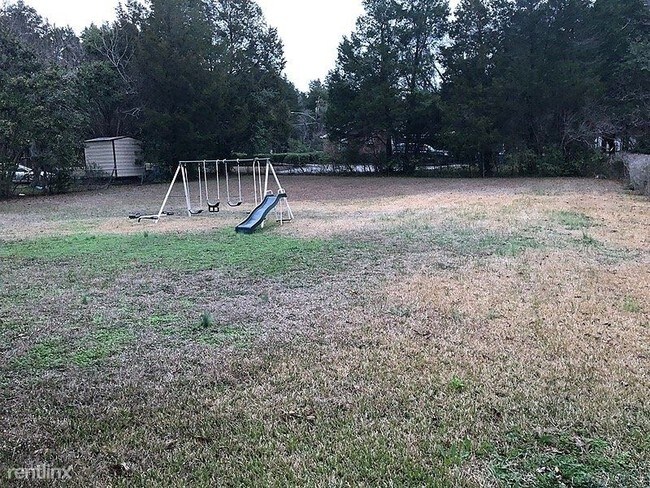 Foto del edificio - 3 br, 2 bath House - 2604 Summerfield Road