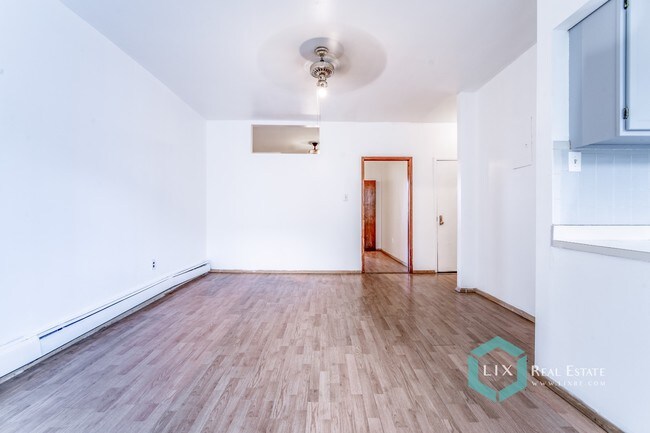 Foto del edificio - 784 Bergen St