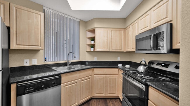 Building Photo - Santa Rosa