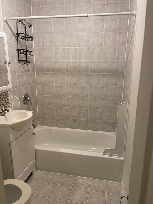 Foto del edificio - 1521 E 94th St