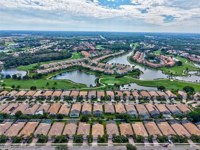 Foto del edificio - 92 Glen Eagle Cir