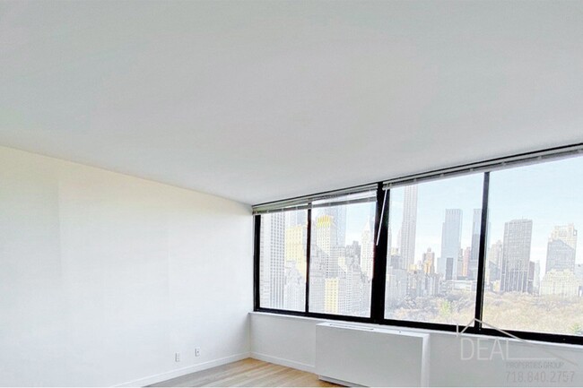 Foto del edificio - 2 Bedroom with Direct Central Park Veiws