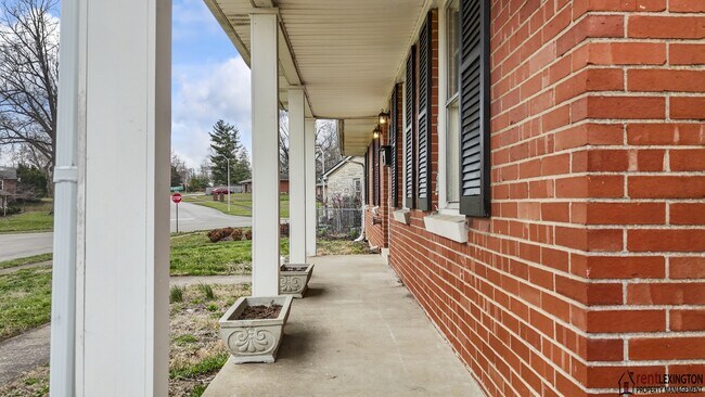 Foto del edificio - 203 Loch Lomond Dr