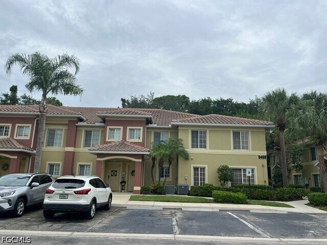 Foto del edificio - 9460 Ivy Brook Run