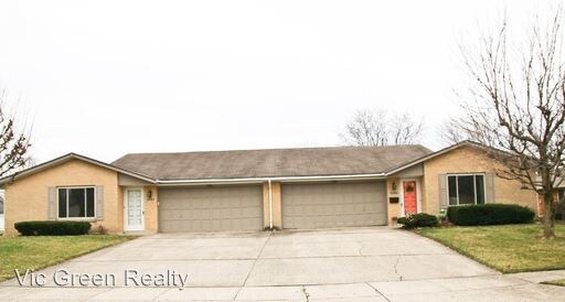 Primary Photo - 3580 Village Green Dr