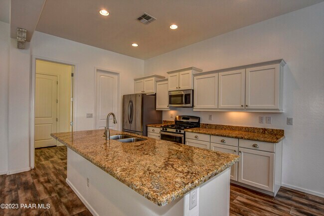 Building Photo - 12687 E Ortiz St