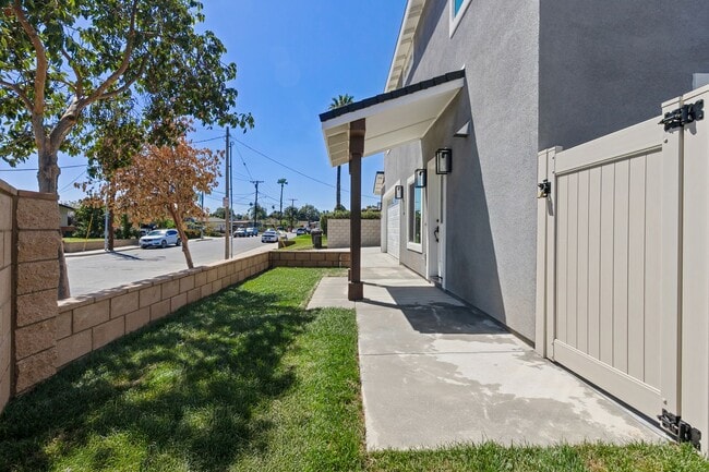 Building Photo - BRAND NEW HOME
