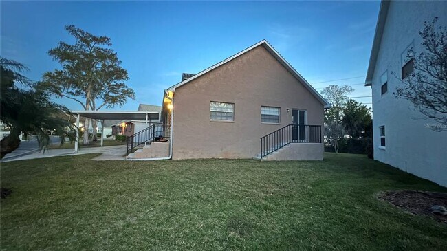 Building Photo - 6632 Hickorywood Ln