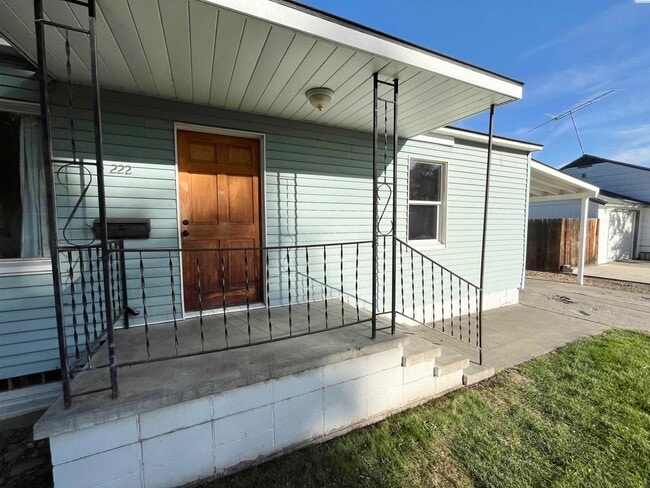 Building Photo - 222 Casey Ave