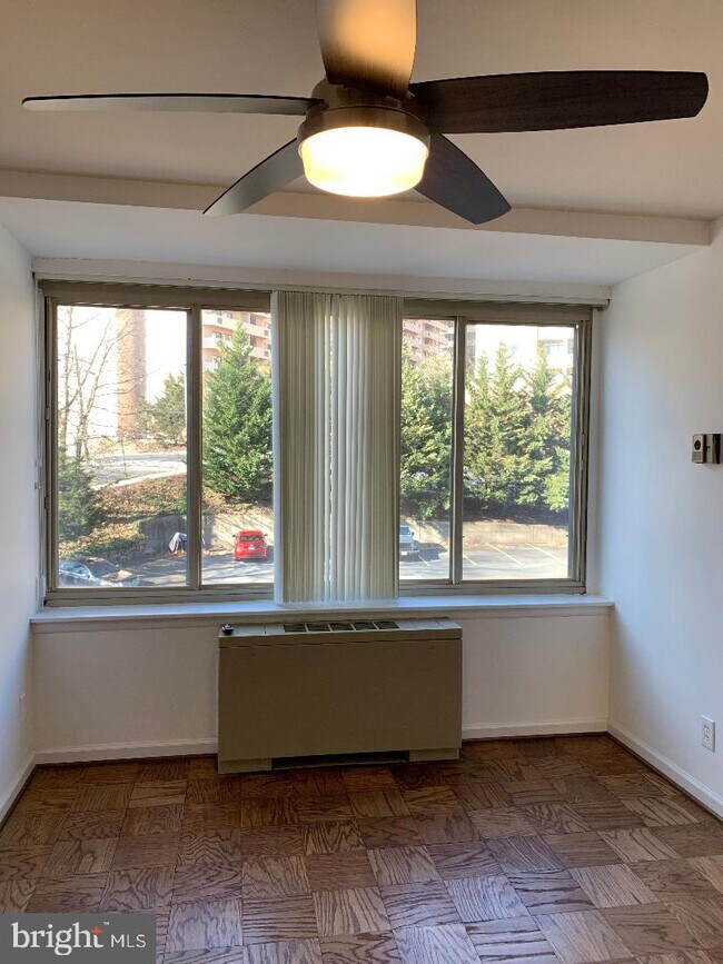 1210 N Taft St Unit 410, Arlington, VA 22201 Room for Rent in