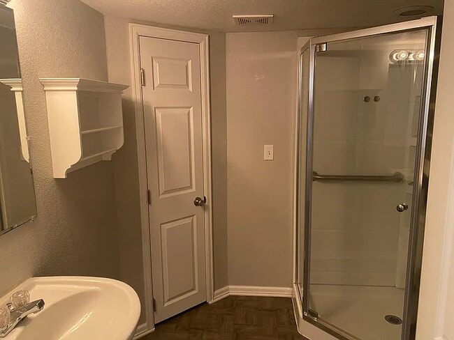 Building Photo - 5685 S Quemoy Ct
