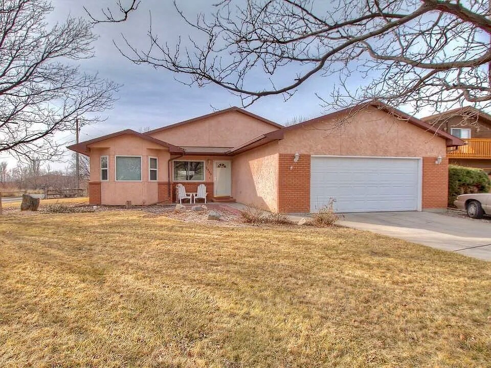 Primary Photo - 2949 Erika Rd