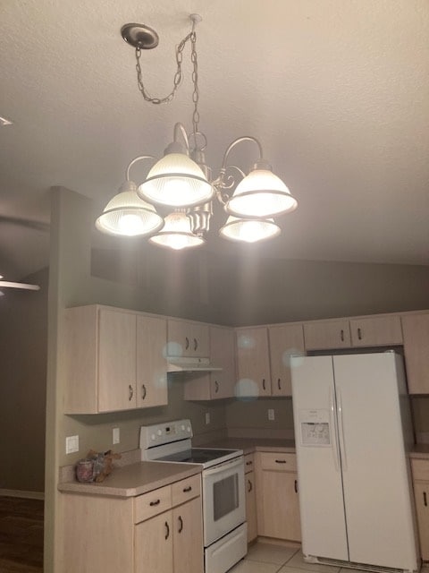 Building Photo - 6 Pony Ln