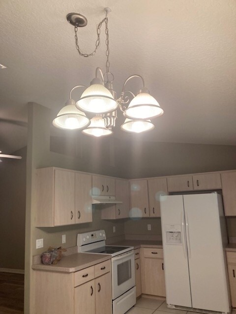 Foto del edificio - 6 Pony Ln