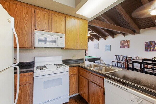 The Devonshire Apartments - Hemet, CA | Apartments.com
