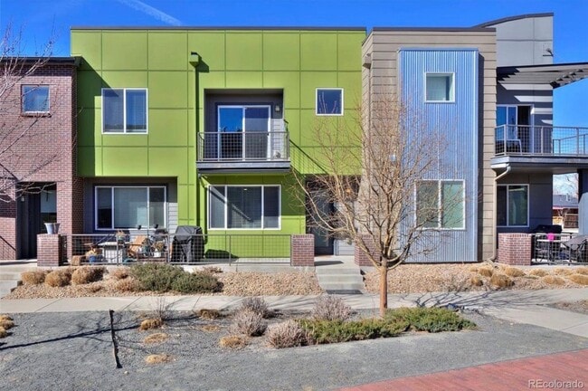 Building Photo - 2053 W 67th Pl