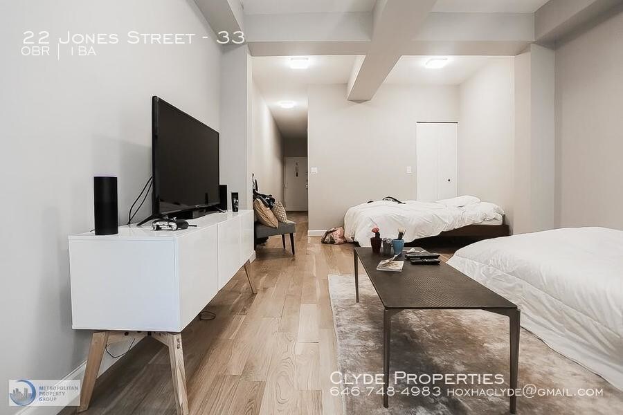 Foto del edificio - Beautiful Studio in Prime West Village! Huge!