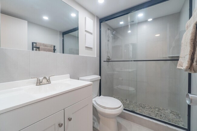 Foto del edificio - 3200 N Palm Aire Dr
