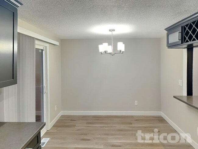 Building Photo - 13525 SE 120th Way