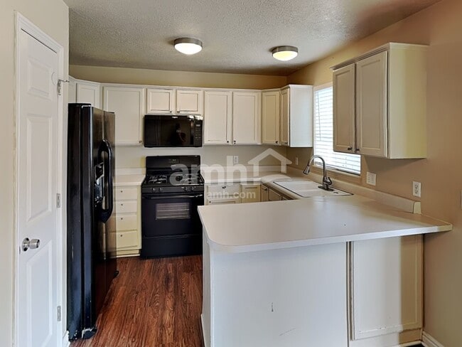 Foto del edificio - 6655 W Millen Cir