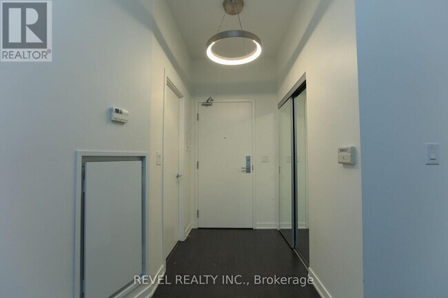 Photo du bâtiment - 150 E Liberty St