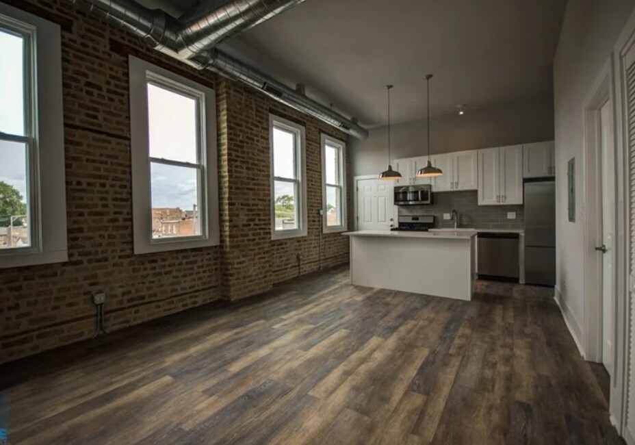 Foto principal - 2115 S Wood St