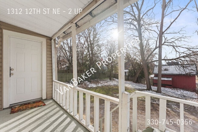 Foto del edificio - 1312 12th St NE