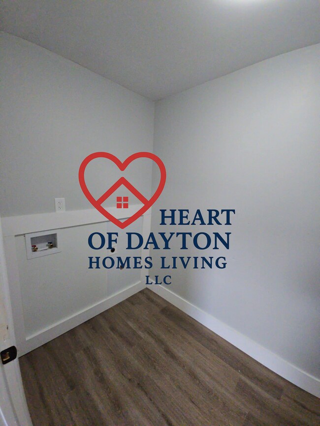 Foto del edificio - 107-107 Gloria Ave