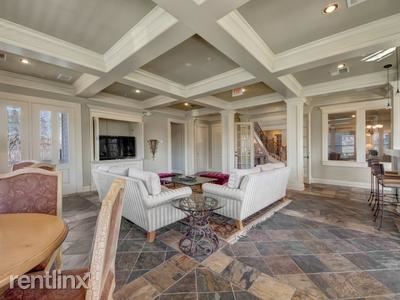 Building Photo - 9602 S Memorial Dr