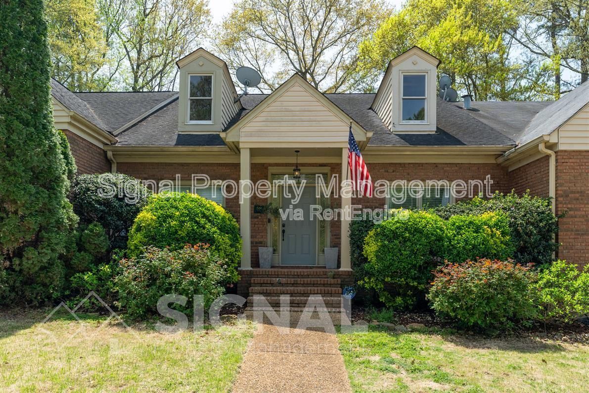 Foto principal - 709 Stonewall Dr